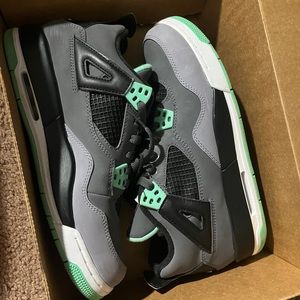 Jordan 4 green glow box Clearance